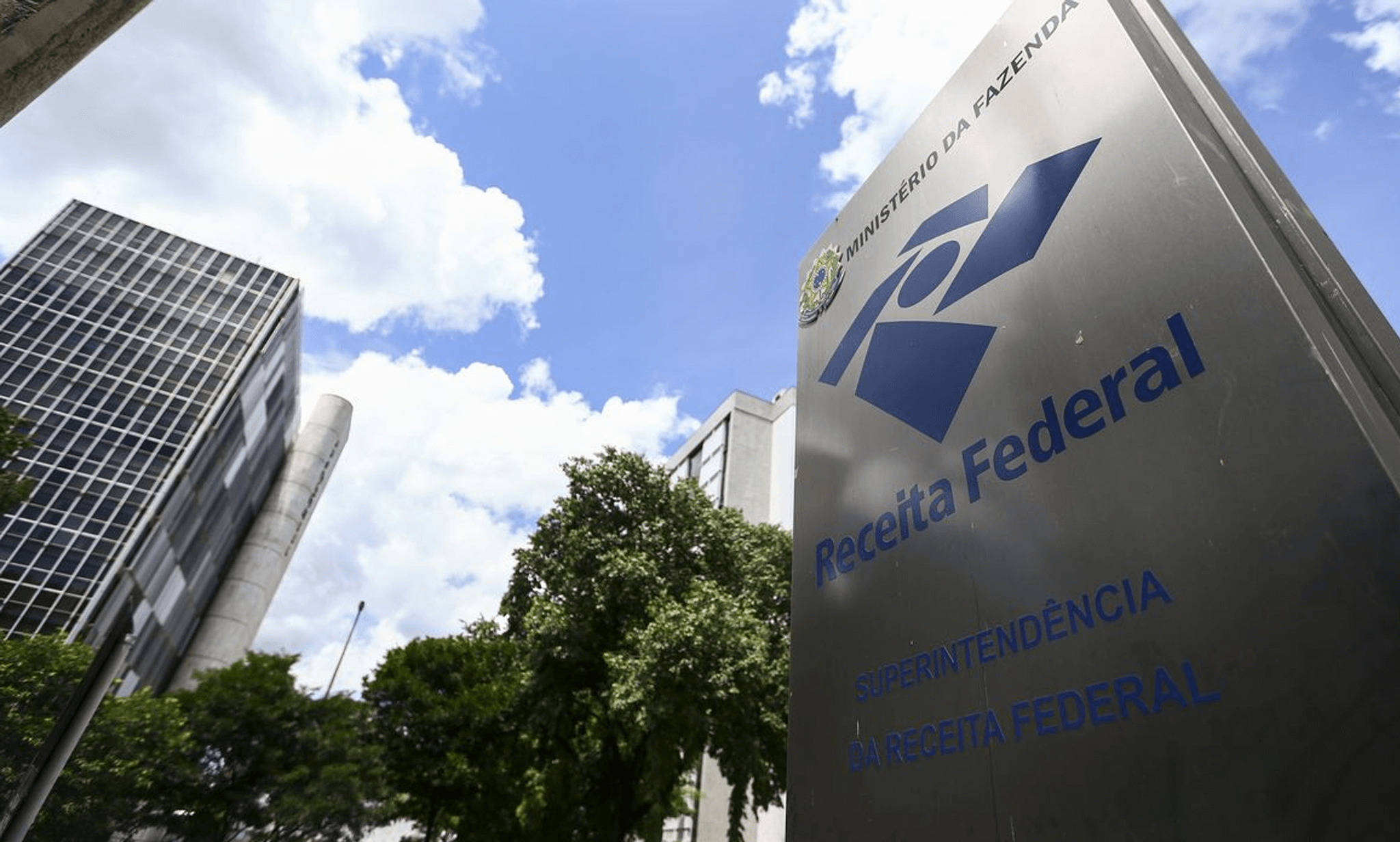 Como funciona a consulta de CPF na base da Receita Federal?
